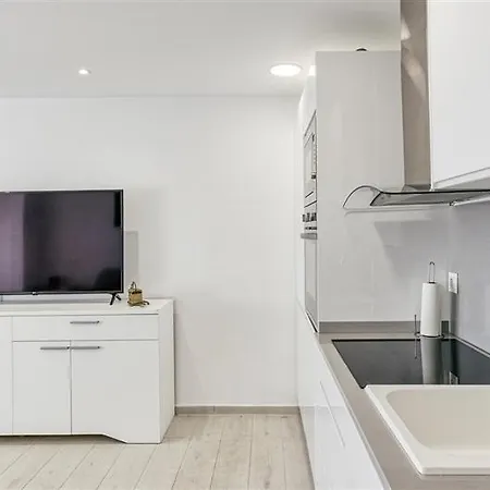 Apartment Karina 4m *