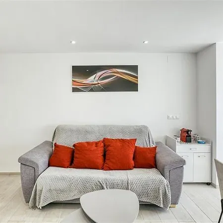 Karina 4m Apartment Empuriabrava