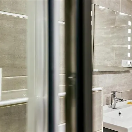 Apartment Karina 4m